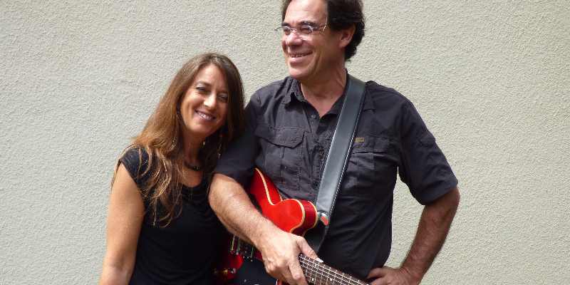 Duo Crunchy, Chanteur Guitariste en représentation à Loir et Cher - photo de couverture n° 1