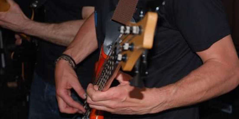 Les P'tites Mains / The Fun Key Project , Groupe de Musique Rock en représentation à Seine et Marne - photo de couverture n° 2