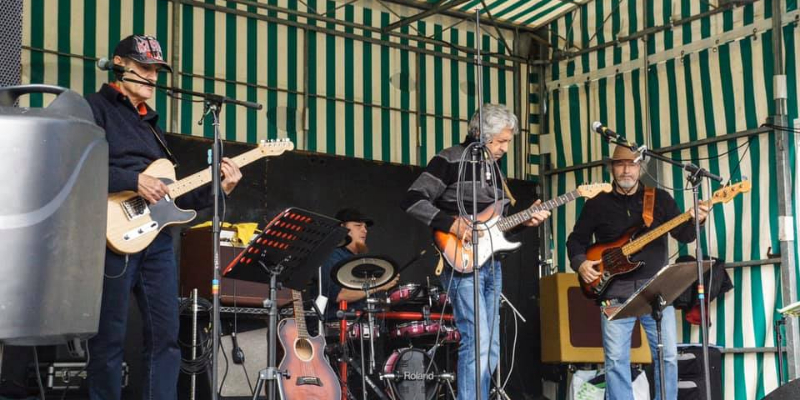 Challenger, Groupe de Musique Rock en représentation à Eure et Loir - photo de couverture n° 2