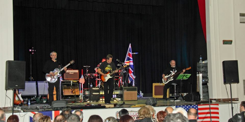 Challenger, Groupe de Musique Rock en représentation à Eure et Loir - photo de couverture n° 1