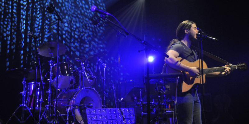 - BEN -, Chanteur Chanteur en représentation - photo de couverture