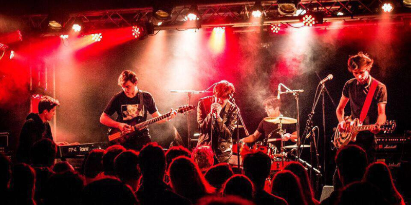 Half Pipe, Groupe de Musique Rock en représentation - photo de couverture