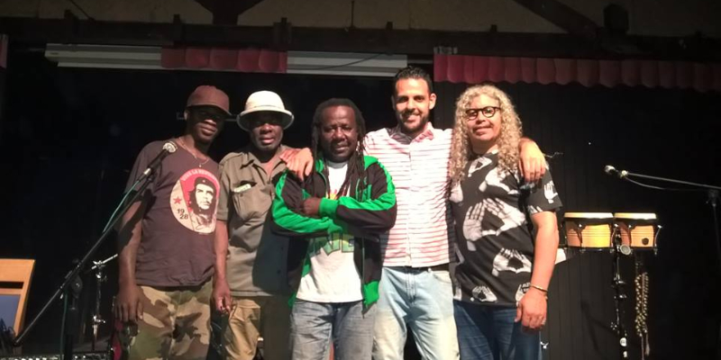 Pach Jahwara & Nawari, Groupe de Musique Reggae en représentation - photo de couverture