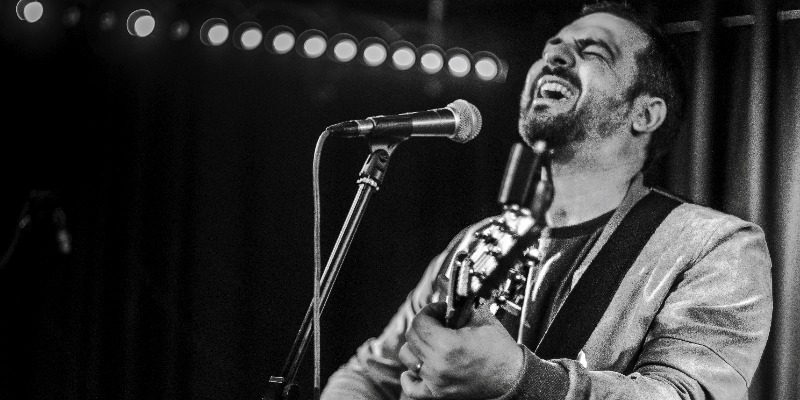 Metroman, Chanteur Chanteur en représentation - photo de couverture n° 3