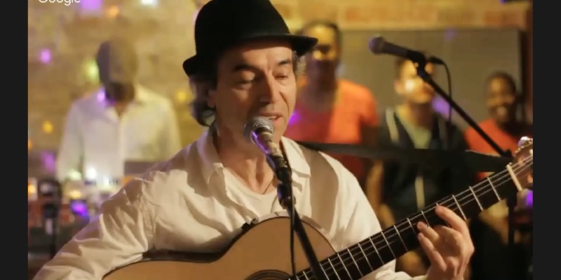 eskélis, Chanteur Chanteur en représentation - photo de couverture n° 1