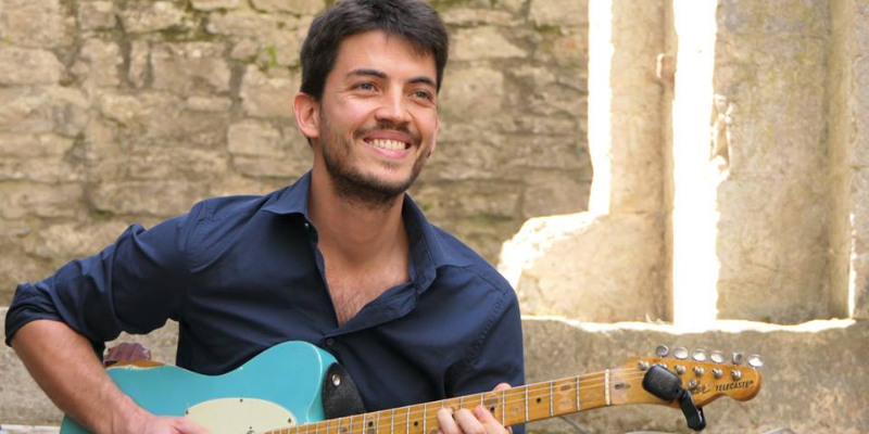 Jean-Baptiste Hardy, Groupe de Musique Guitariste en représentation à Paris - photo de couverture n° 2