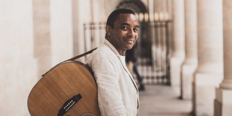 NO FIRST, Chanteur Chanteur en représentation à Seine et Marne - photo de couverture n° 1