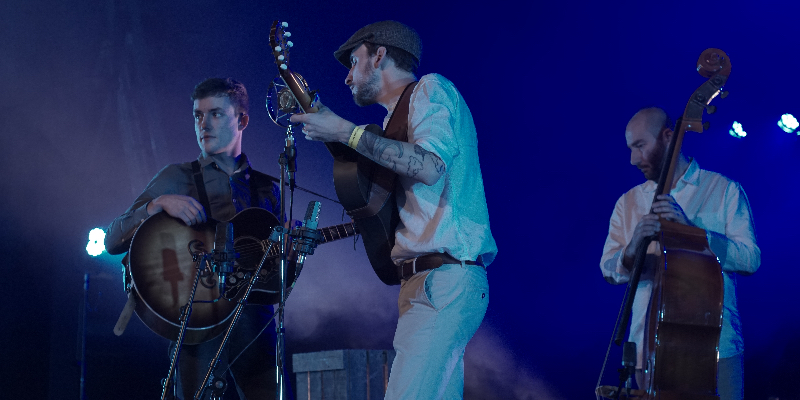 No Thirteen Claps, Groupe de Musique Folk en représentation à Vendée - photo de couverture n° 3