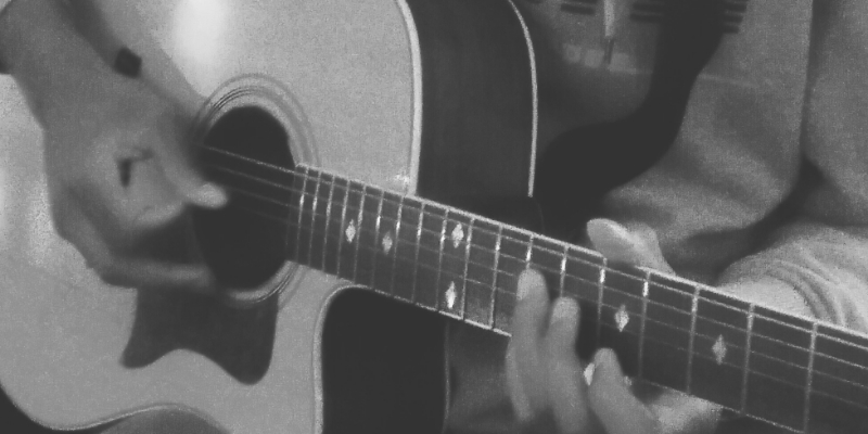 Richy Tchetche, Musiciens Guitariste en représentation - photo de couverture n° 2