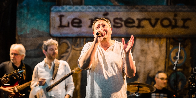 Anthony Courtois, Chanteur Chanteur en représentation à Hauts de Seine - photo de couverture n° 1