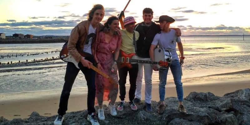 Alternative Breakfast, Groupe de Musique Rock en représentation à Gironde - photo de couverture n° 2