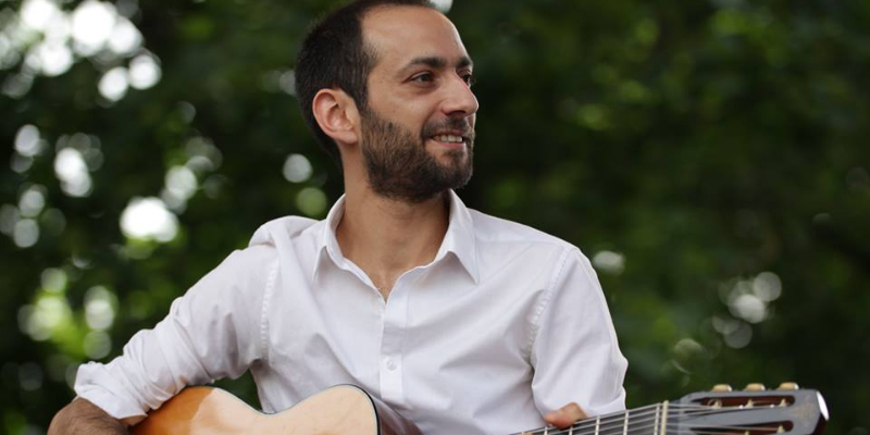 La Tostaki compagnie, Musiciens Jazz Manouche en représentation à Rhône - photo de couverture n° 2