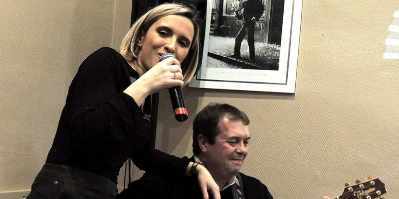 Virginie Et Thierry, Musiciens Acoustique en représentation à Seine Maritime - photo de couverture