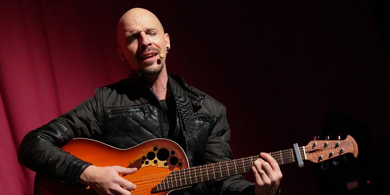 Remi Sayagh, Chanteur Chanteur en représentation à Haut Rhin - photo de couverture n° 1