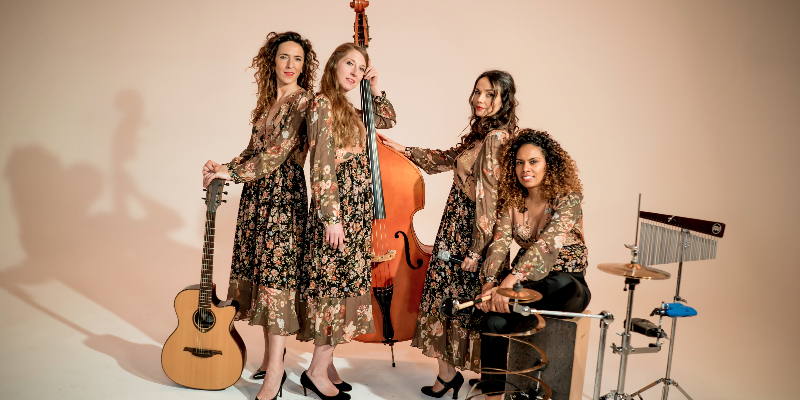 JOSEPHINE, Groupe de Musique Soul en représentation à Paris - photo de couverture