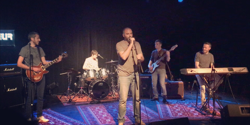 Rewind, Groupe de Musique Rock en représentation à Hauts de Seine - photo de couverture