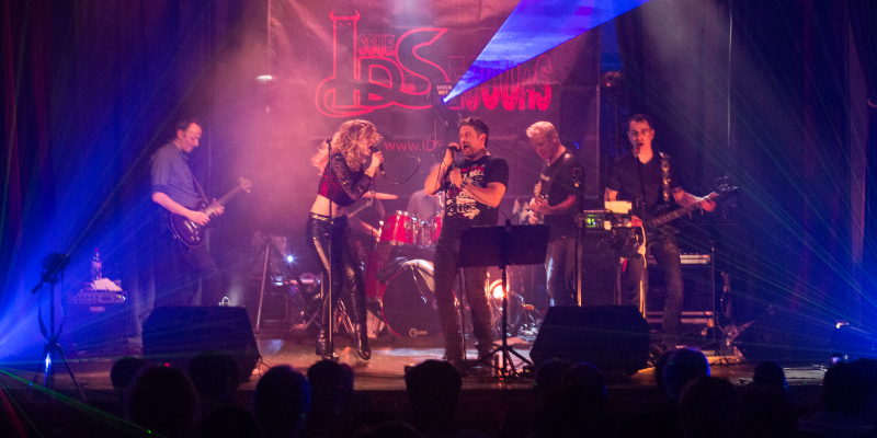 Issue De Secours, Groupe de Musique Rock en représentation à Seine et Marne - photo de couverture n° 3