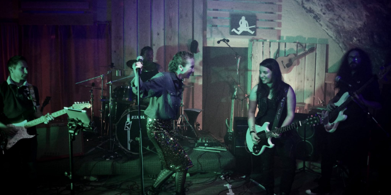Ga'Hell, Groupe de Musique Rock en représentation à Vaucluse - photo de couverture n° 1