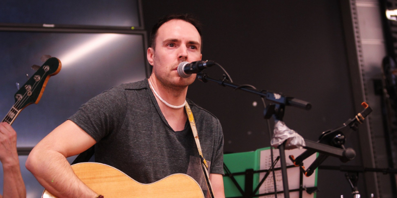 Laurent CHANADET, Groupe de Musique Rock en représentation à Gard - photo de couverture n° 1