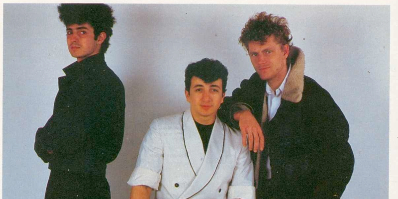 LES COSTARS, Groupe de Musique Guitariste en représentation à Paris - photo de couverture n° 2