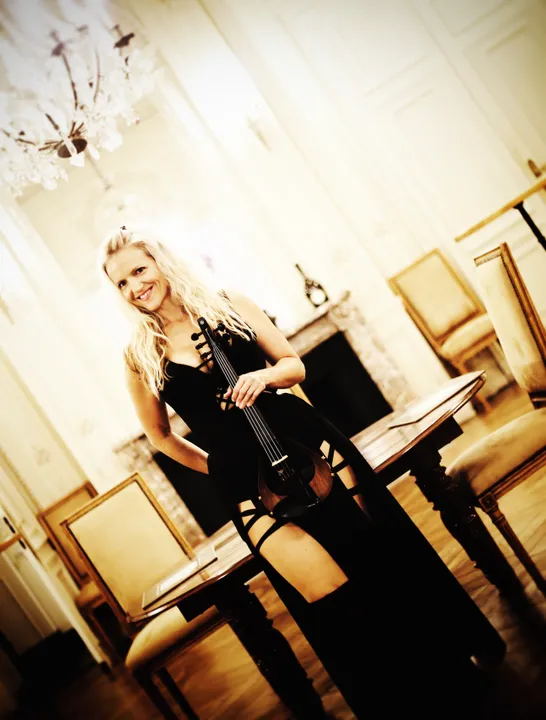 undefined n° 4