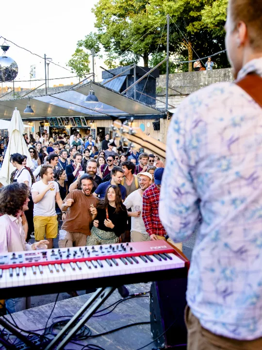 Les concerts passés et à venir de Avis Ignis