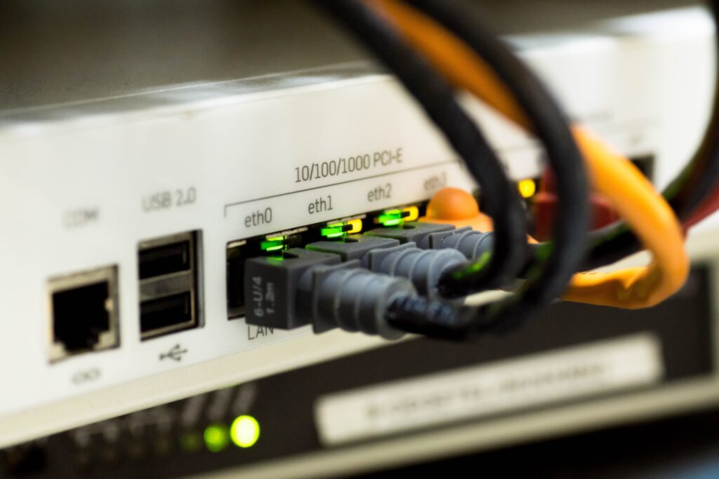 Ethernet versus Wi-Fi. 4Everproxy adults