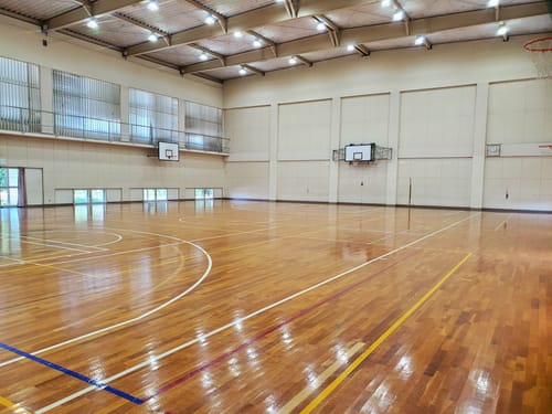 小中学校の体育館にエアコンを設置してほしい