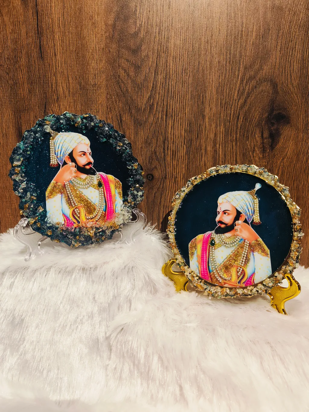Resin Shivaji/Mantra show piece 