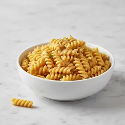 Chickpea-based Pasta With Light Cheese Sauce