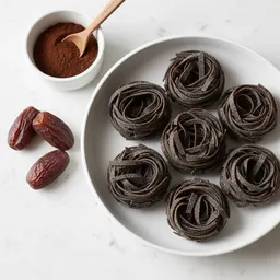 Date And Cocoa Pasta