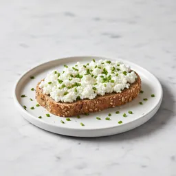 Spelt Bread With Cottage Cheese And Chives