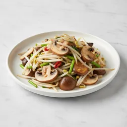Stir-fried Mushrooms And Bean Sprouts