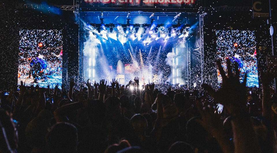 windy city smokeout concert stage