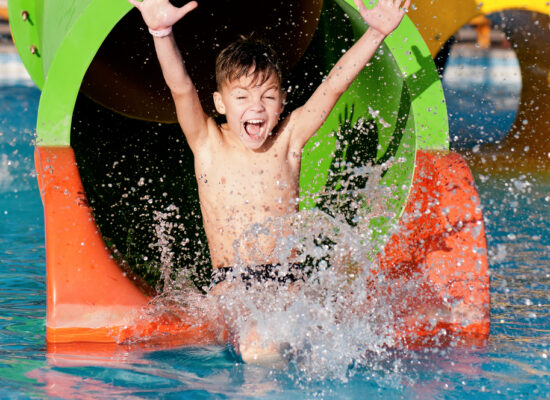 10 Best Water Parks Near London Best waterparks near London