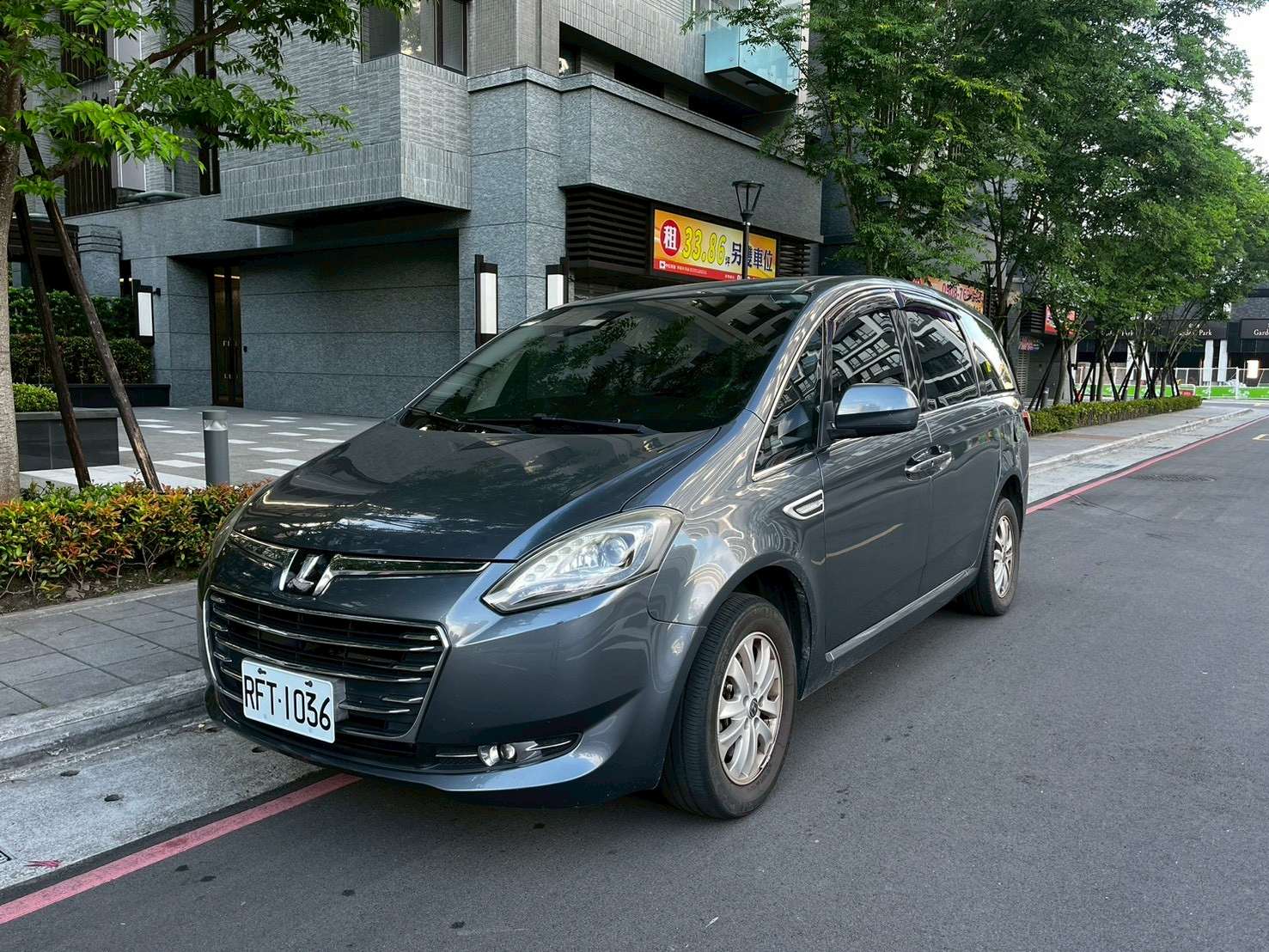 LUXGEN 納智捷租車推薦 M7 Turbo 旗艦型