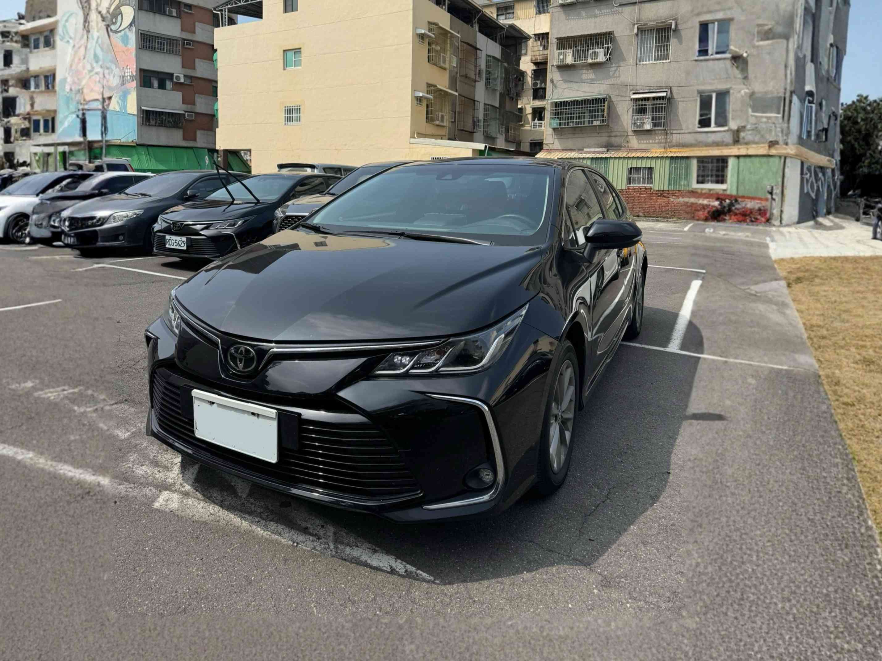 左營高鐵站租車推薦 TOYOTA ALITS 1.8L