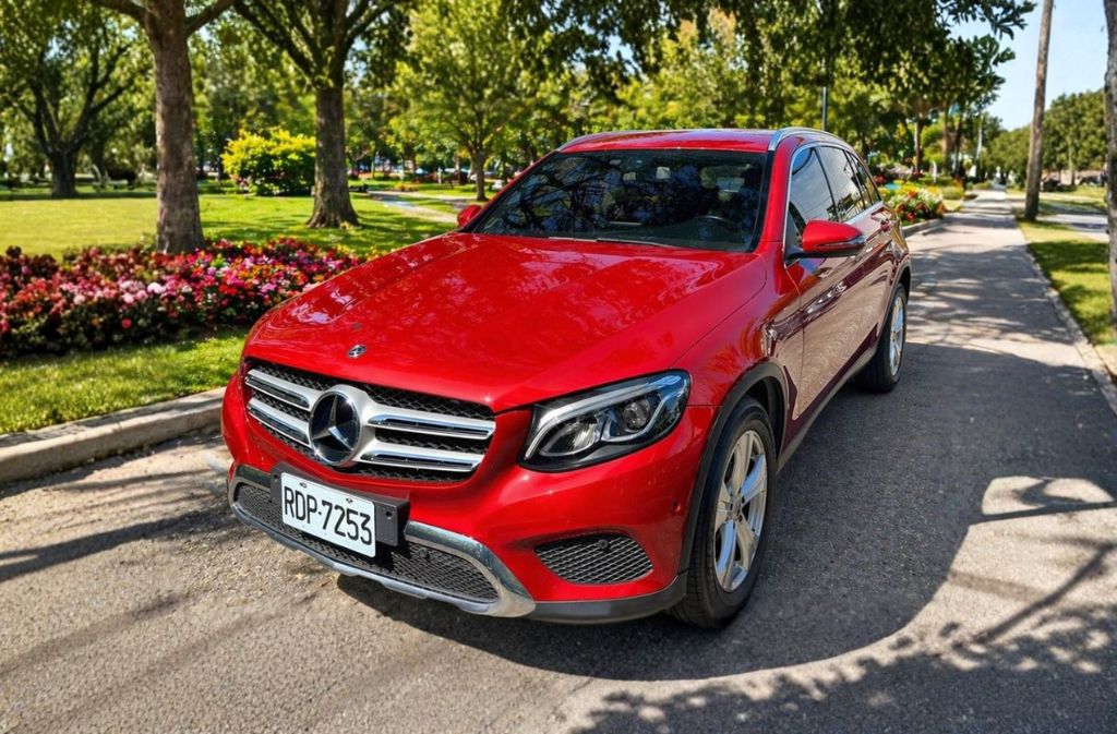Mercedes-Benz GLC200 2.0L租車推薦