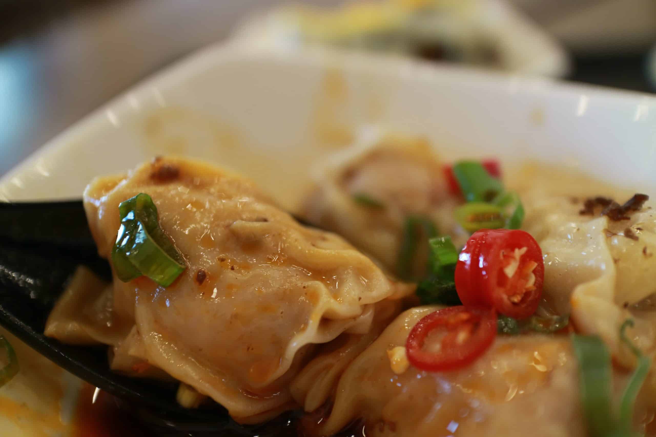 高雄五福扁食香辣紅油鮮蝦扁食