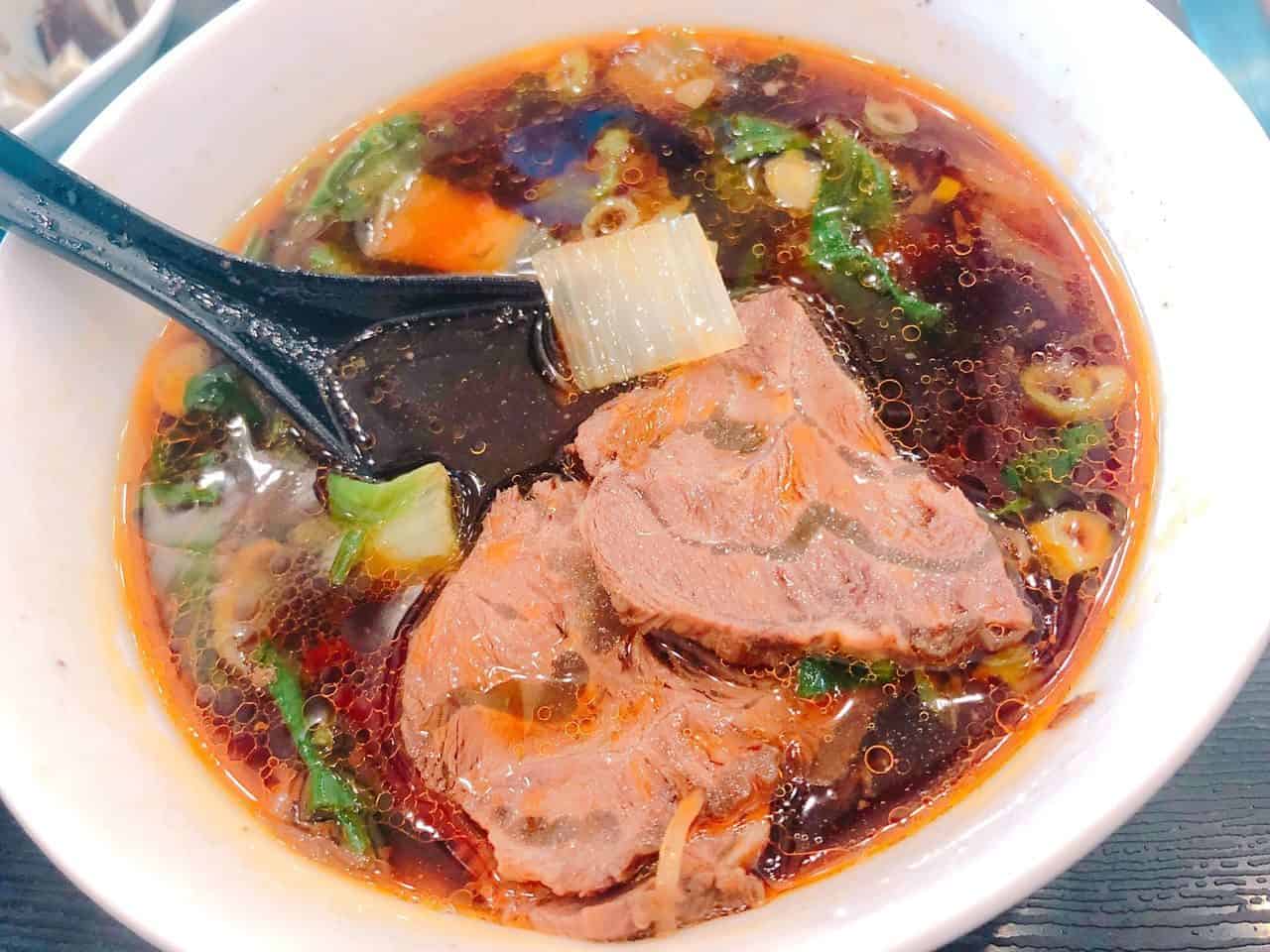 高雄五福扁食紅燒牛肉湯
