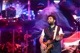 Arijit Singh To Perform Live For The First Time After