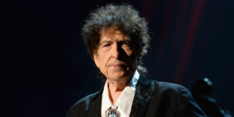 Bob Dylan Sells Recorded-Music Catalog