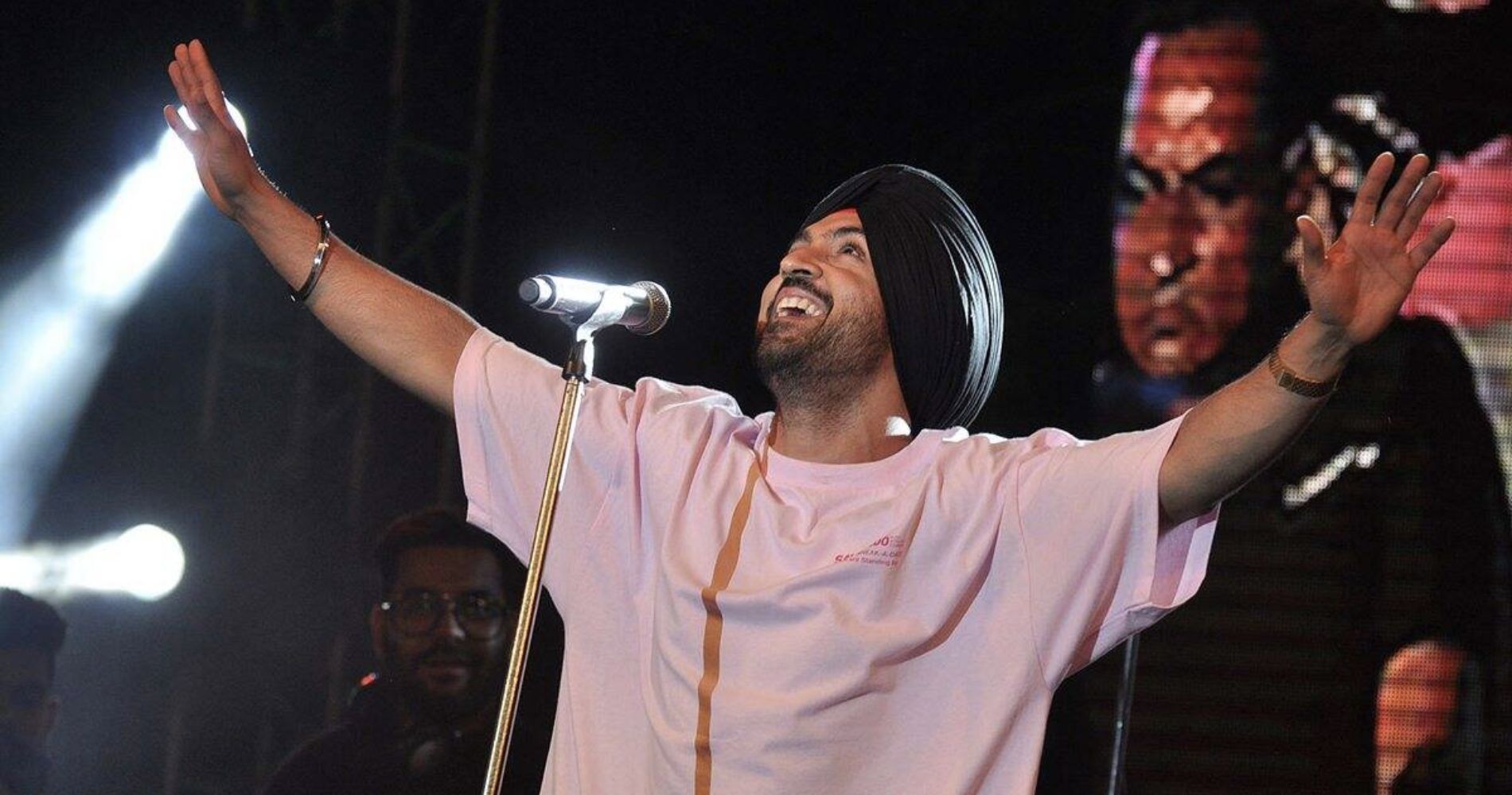 Here is a surprise for you all,Groove with Diljit Dosanjh