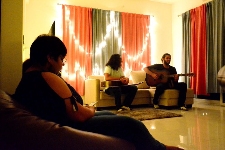 Attend A Secret House Concert With Strangers At A Beatmap Party