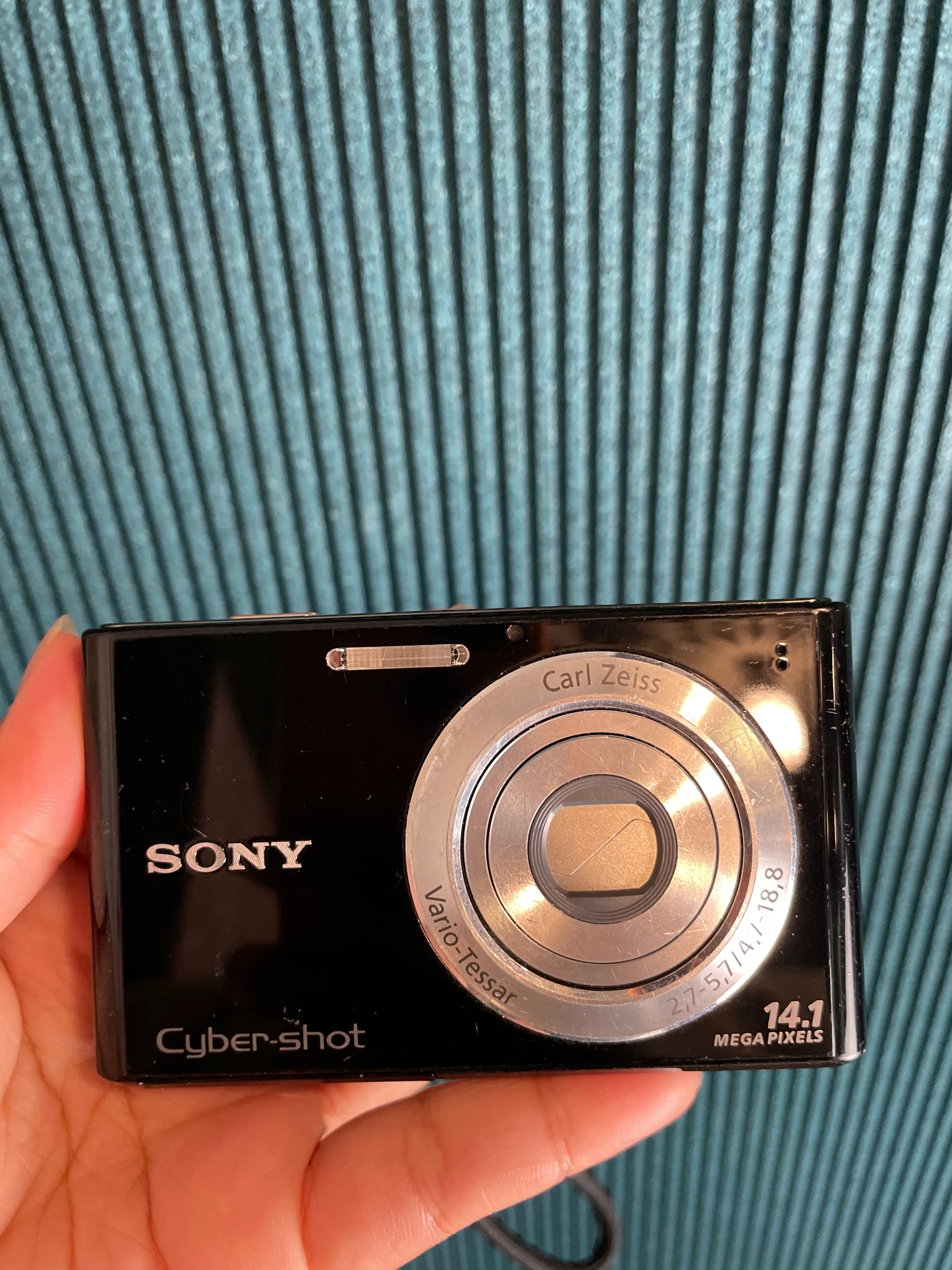 Sony cybershot DSC-W330 camera media