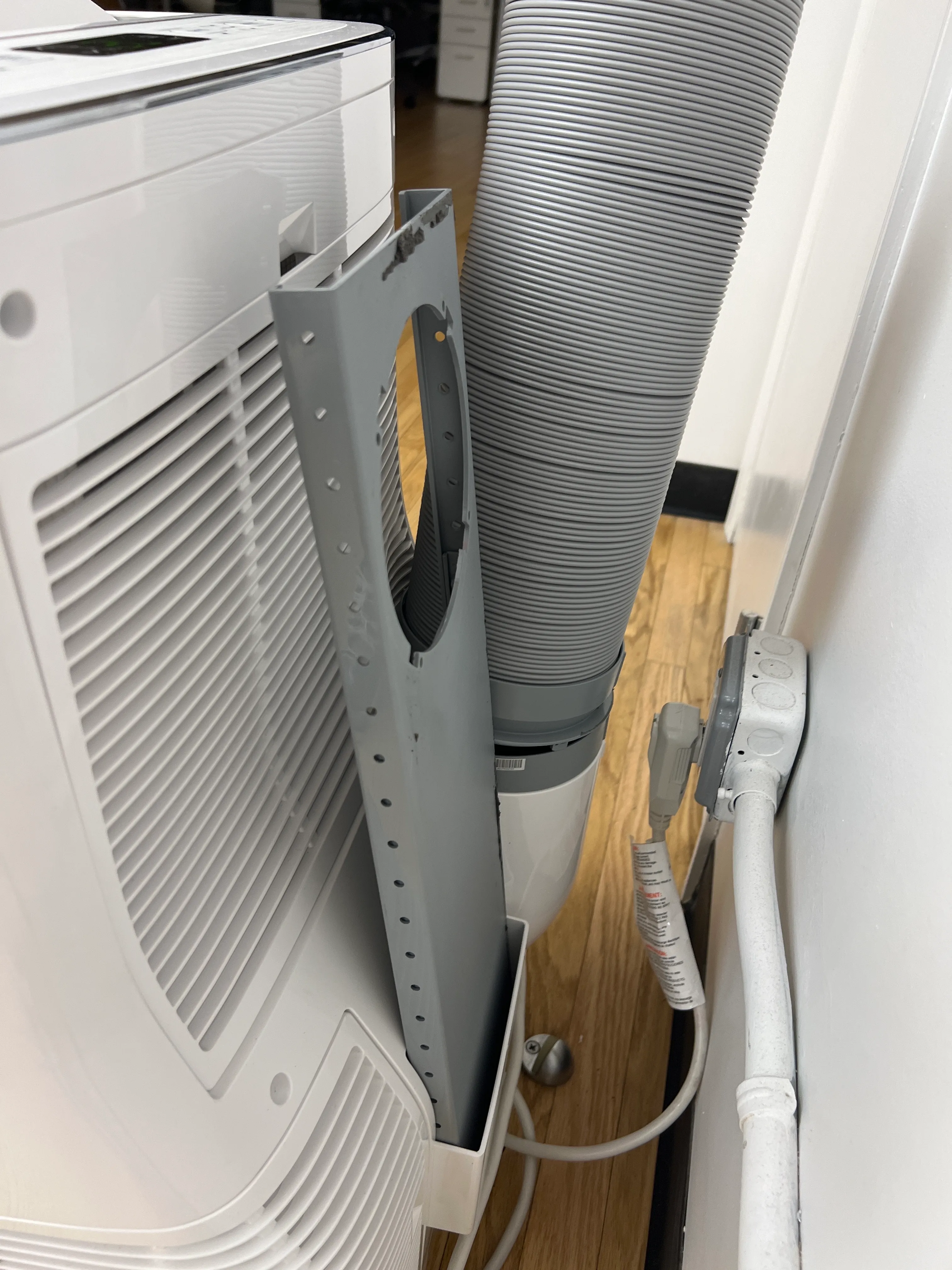 LG DUAL Inverter Air Conditioner media