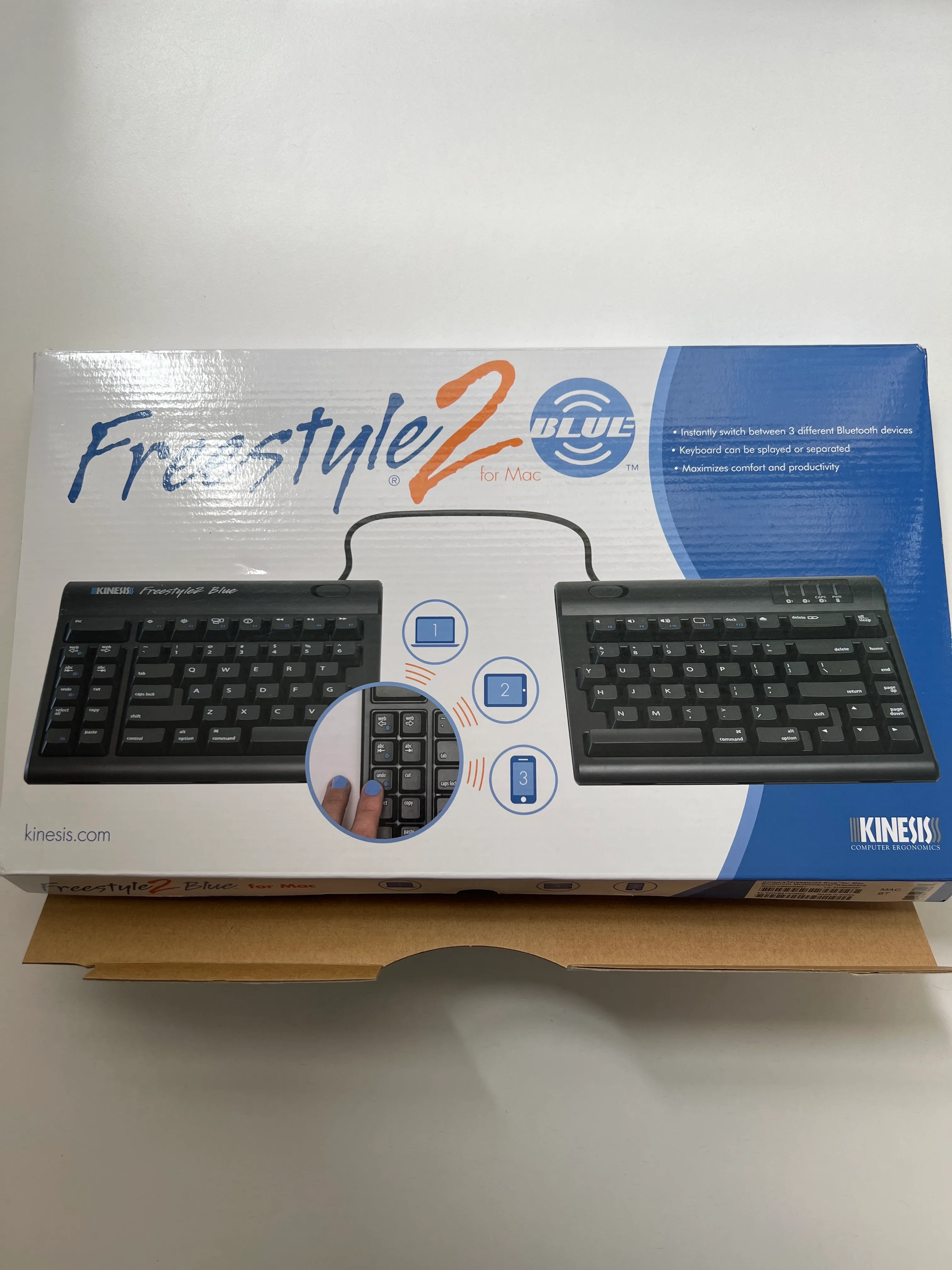 (NWT Bundle of 2 items) Split Keyboard and accessories media