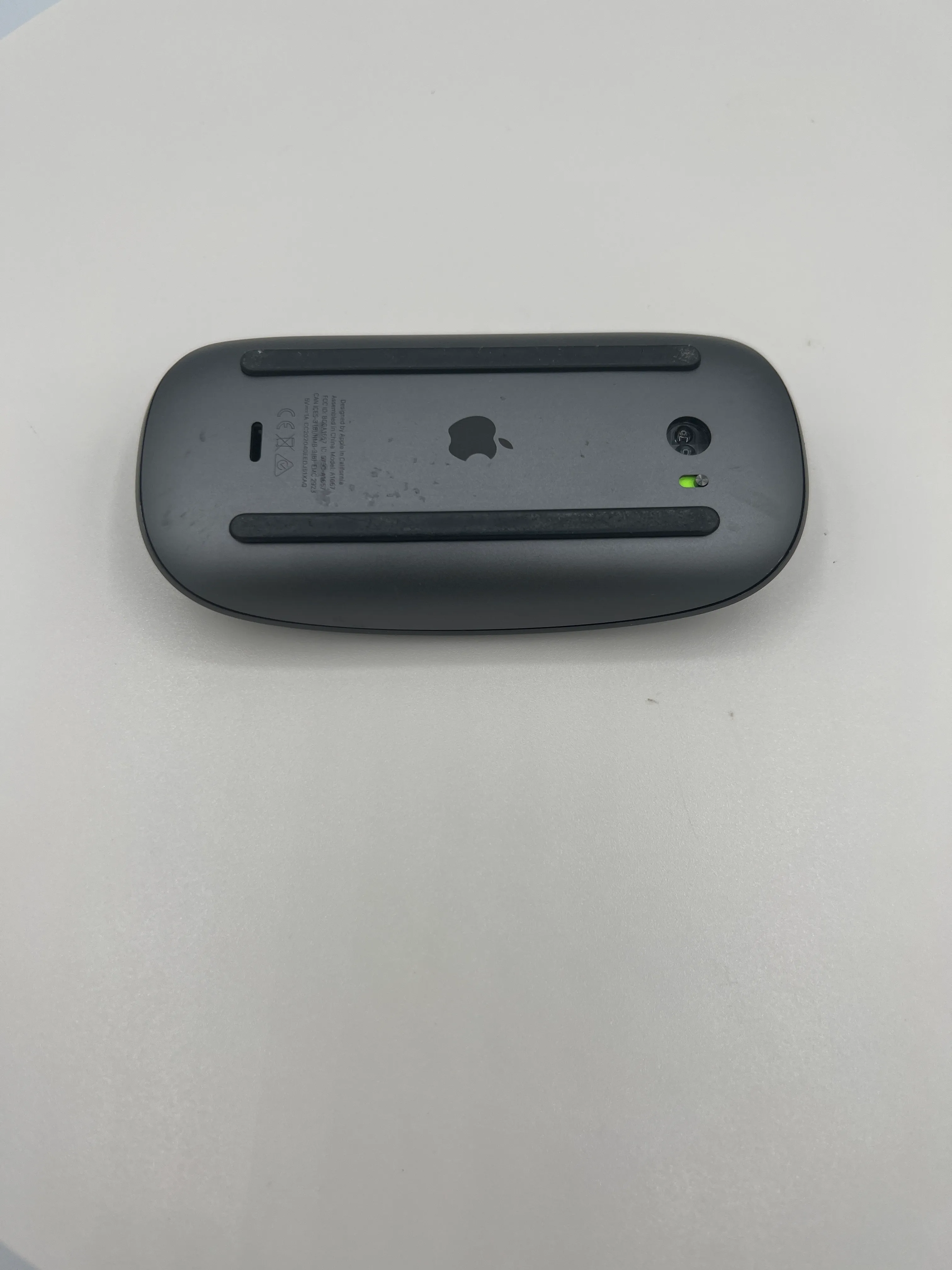 Apple Magic Mouse 2 media