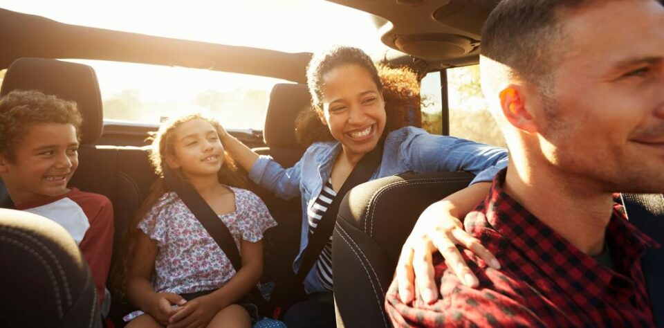 Why should your family play road trip games in the car family?