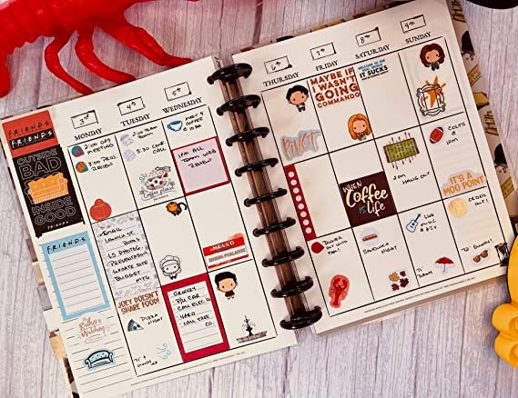 15 Friends TV Show Gifts for Your Lobster ⋆ College Magazine